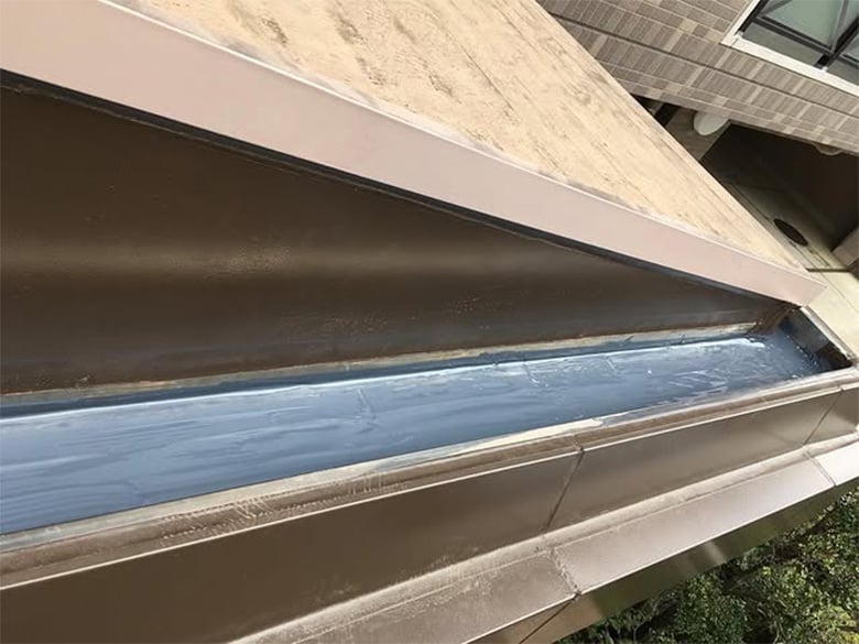 万能防水補修塗料「フラッシュシール」