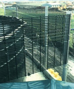 【パラウェブ・フェンス】