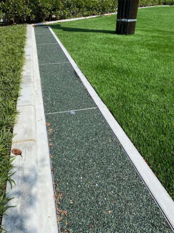 ファイングレーチング【透水性化粧蓋】/株式会社ファイン工業