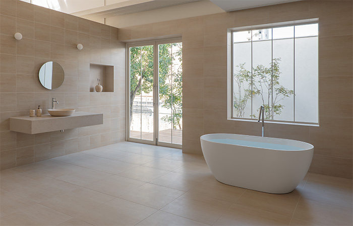 アクリル製 置型バスタブ/フォンテトレーディング株式会社