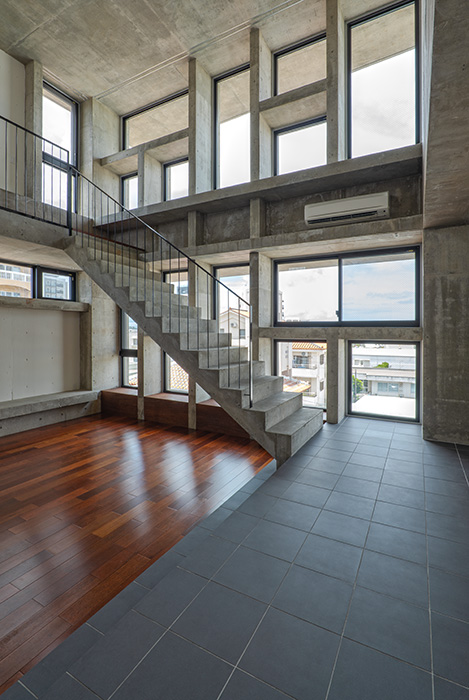 磁器質タイル G001(グレー)/フォンテトレーディング株式会社