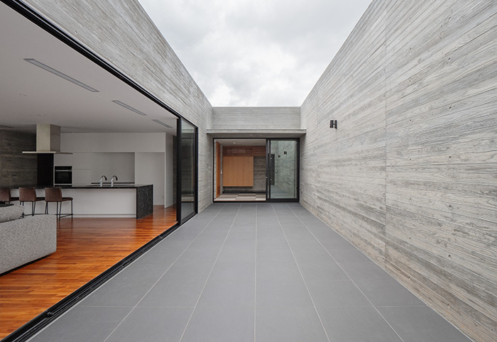 磁器質タイル G001(グレー)