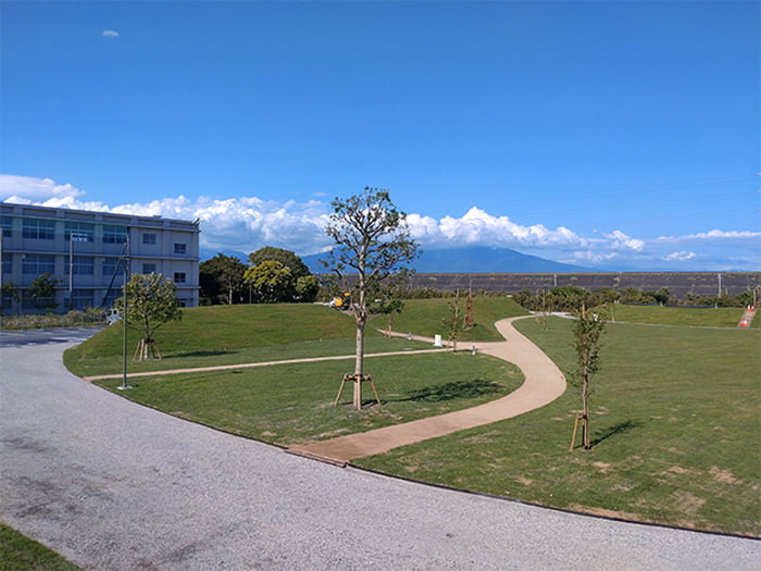 フジタ道路株式会社/香竹保水舗装