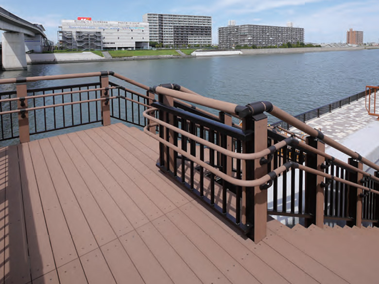 セコロウッド憩木 / 株式会社風憩セコロ