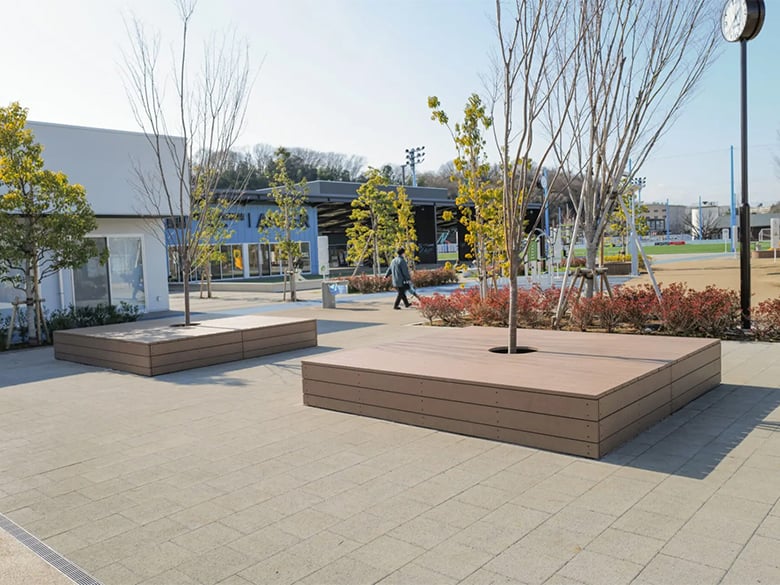 箱型ベンチ「ハコベン」/株式会社風憩セコロ