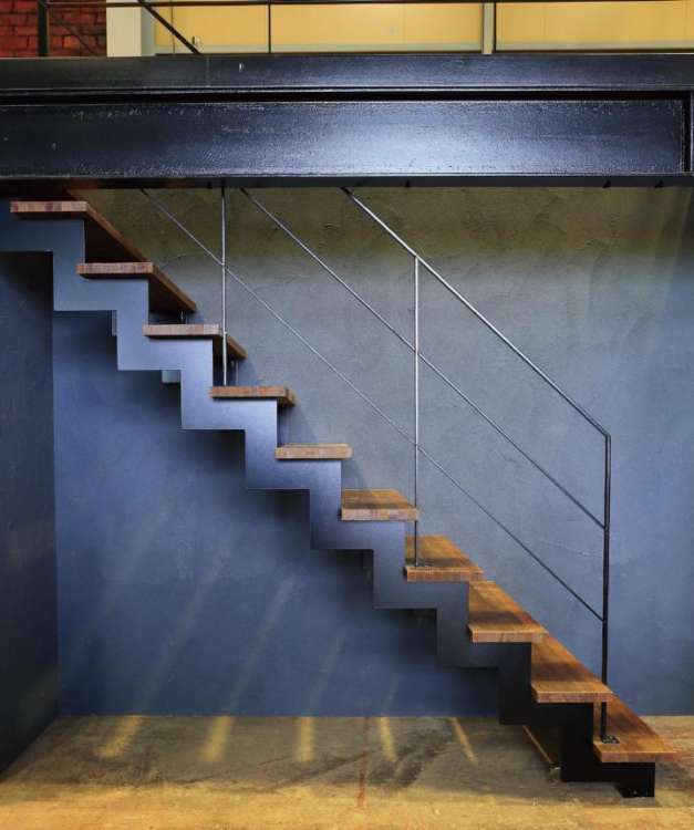 サンダー 福井アルミ工業