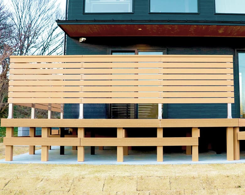 再生木材【プラスッド】ボードフェンス/フクビ化学工業株式会社