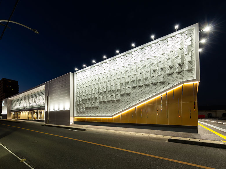 「FREE VEIL」 (建築用内外装用装飾デザインパネル) / 株式会社G-GRAPHY