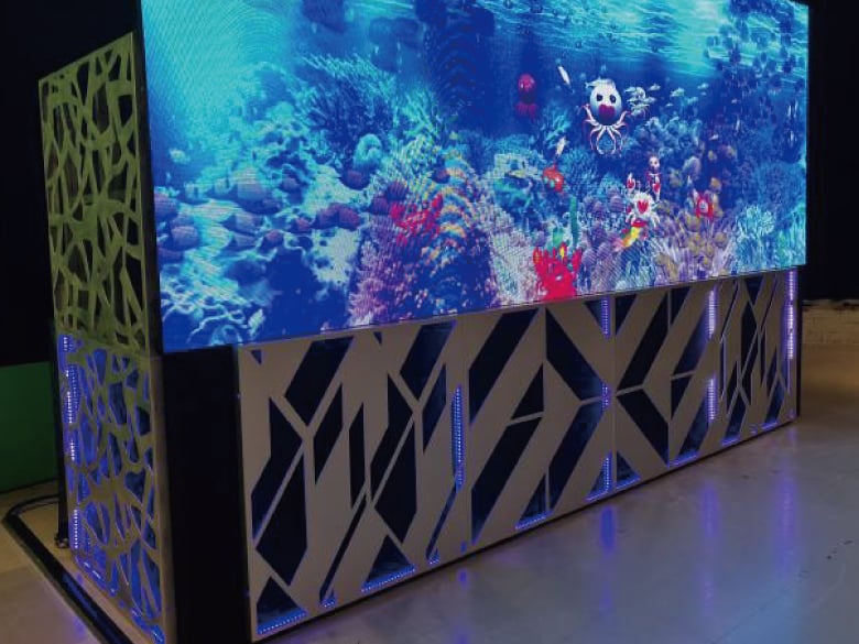 「FREE VEIL」 (建築用内外装用装飾デザインパネル)