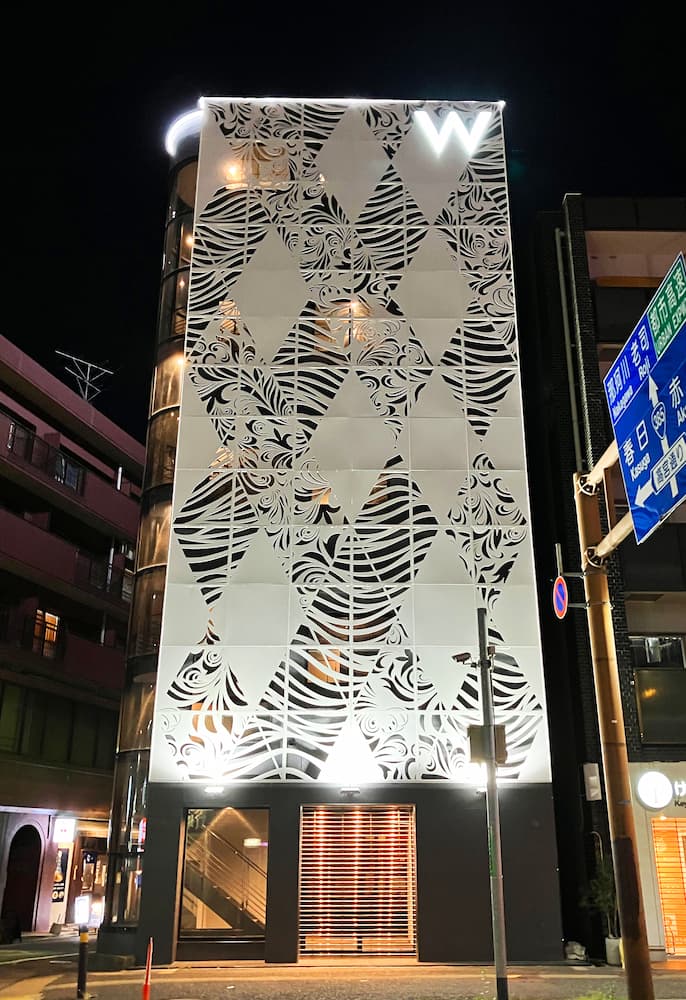 「FREE VEIL」 (建築用内外装用装飾デザインパネル)