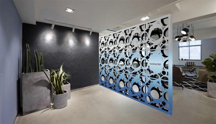 オリジナルデザインのパーティションをご提供!「FREE VEIL(フリーヴェール)」