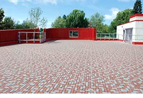 AZEK舗装用コンポジットブロック