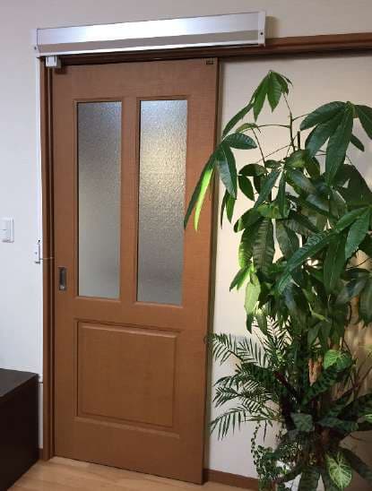 後付自動ドア化装置★ベンリードアロボ【マイホーム・リフォーム向け】/ 株式会社グローバル