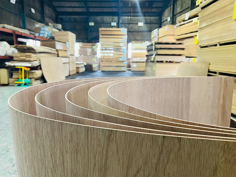 曲げ合板/アサイウッドマテリア株式会社