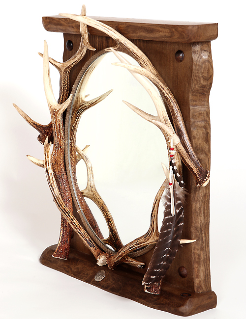 鹿角ミラー (フェザー装飾 940mmx600mm)