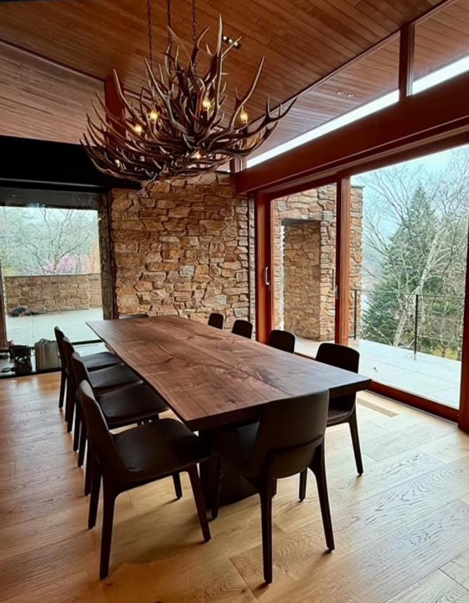 DEER HORN CHANDELIR(鹿角シャンデリア6灯式)