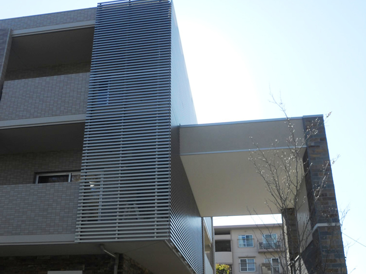 アルミ製ルーバー Zark