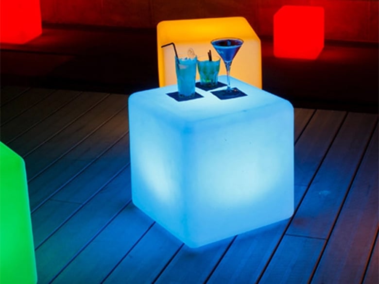 光るファニチャーシリーズ【CUBIX 50】(レンタルも可能)