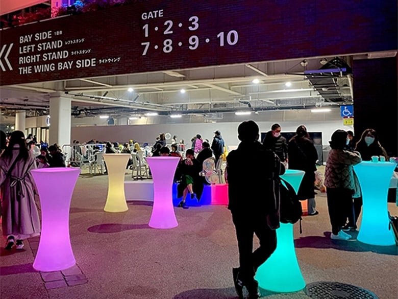 光るファニチャーシリーズ【ハイテーブル ORION】(レンタルも可能)