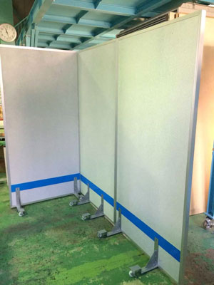 キャスター付き吸音パーテーション