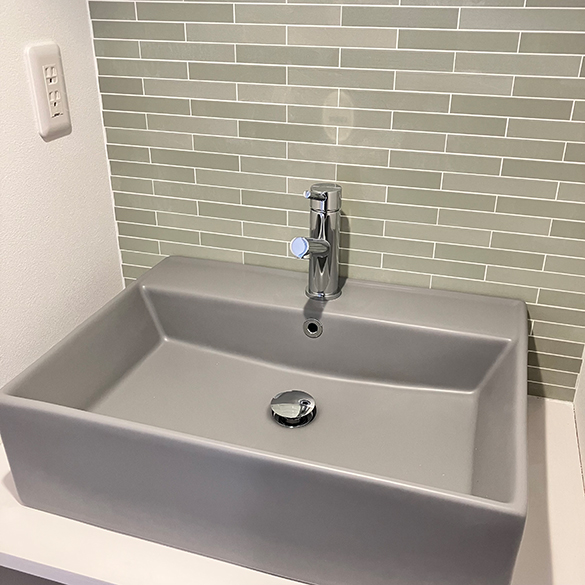 レガン B-262-Gray Brina /株式会社北海道トレーディングサービス