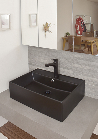 LEGANCE HT-001-BK /株式会社北海道トレーディングサービス