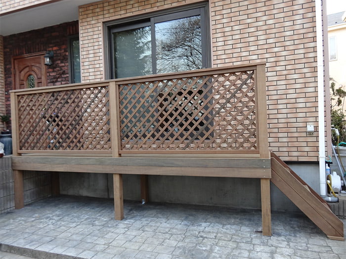 戸建住宅用のウッドデッキ