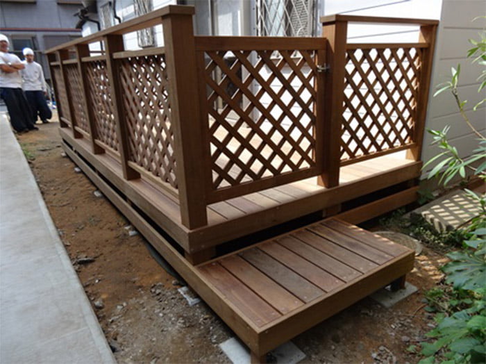 戸建住宅用のウッドデッキ