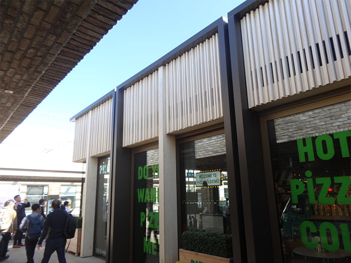 高耐久化天然木材「アコヤ」