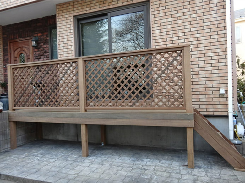 戸建住宅用のウッドデッキ