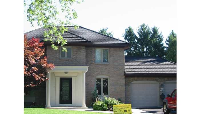 ストーンチップ鋼板屋根材 スカイメタルルーフ