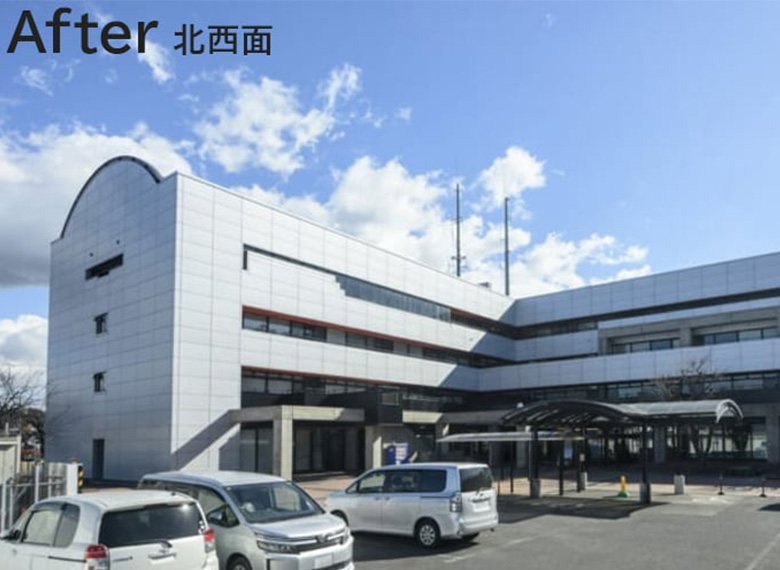 外壁一面をカバーする「ISノンシールパネル タイルカバー工法」