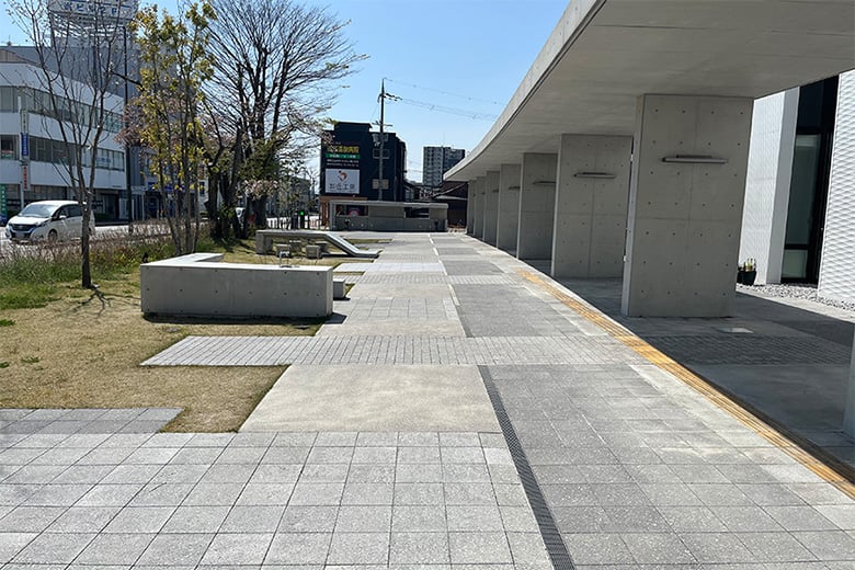 舗装ブロック【ザ・擬石】/株式会社イワタ