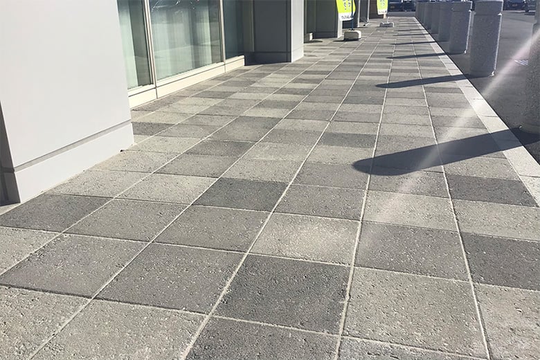 舗装ブロック【からっと】/株式会社イワタ