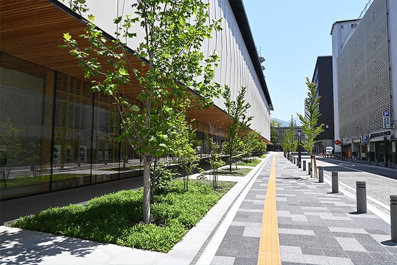 舗装ブロック【侘 -Wabi- 】/株式会社イワタ