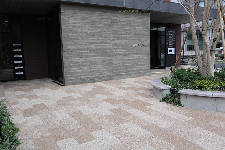 舗装ブロック【侘 -Wabi- 】/株式会社イワタ