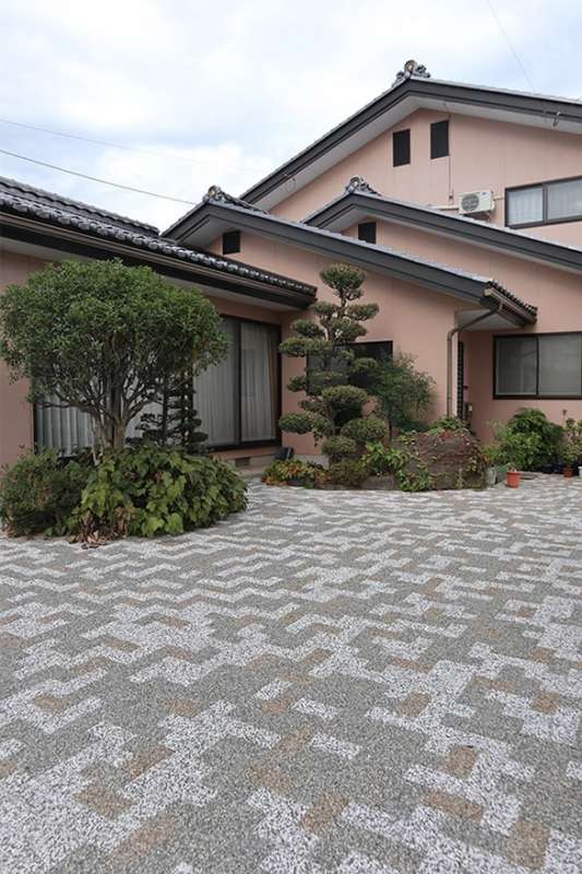 舗装ブロック【洗い出し】/株式会社イワタ [株式会社イワタ]