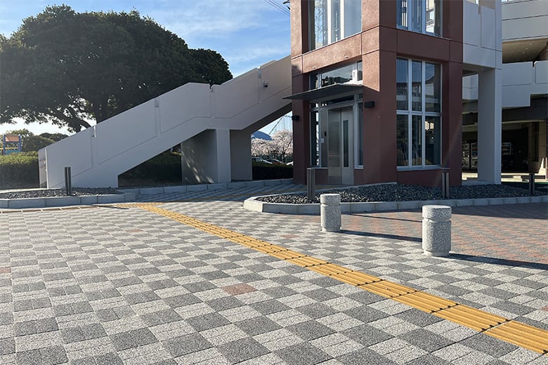 舗装ブロック【サアラ】/株式会社イワタ