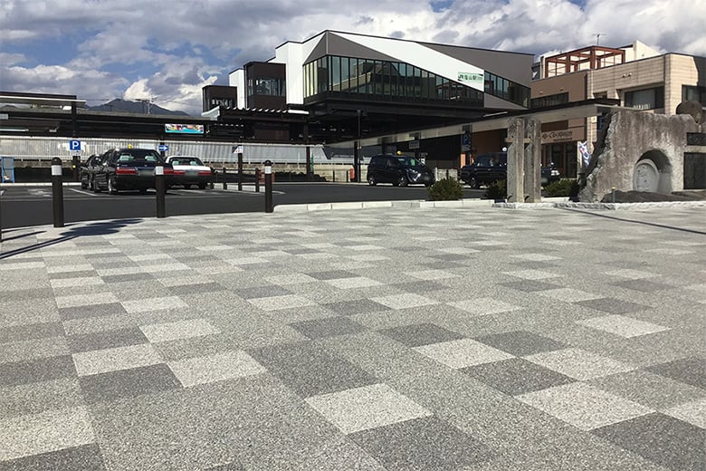 舗装ブロック【サアラ】/株式会社イワタ