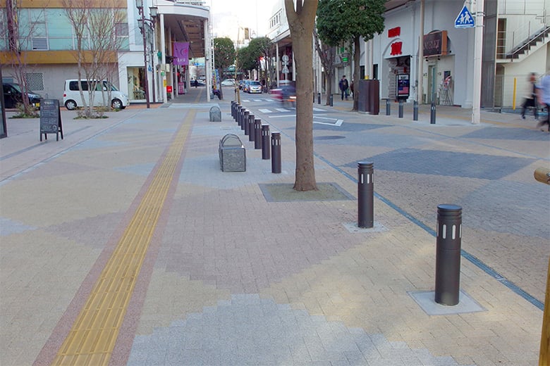 舗装ブロック【サアラ】/株式会社イワタ