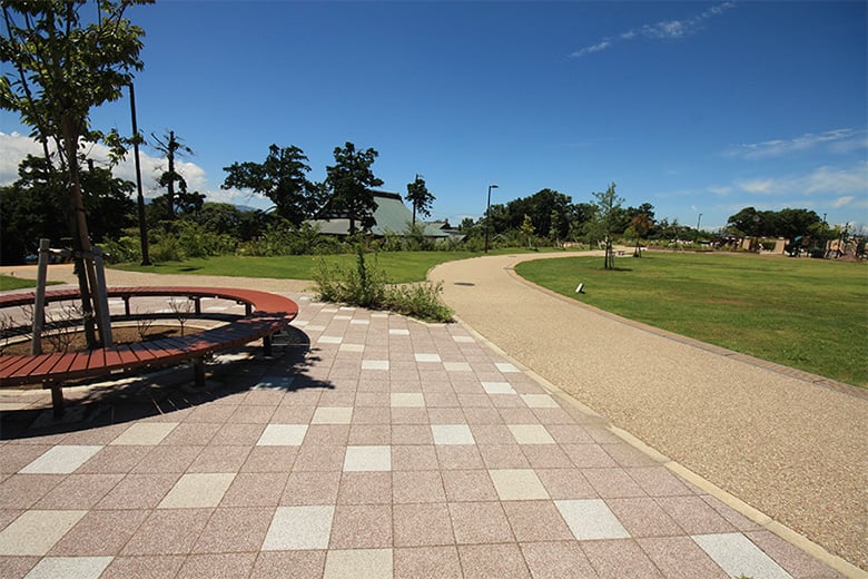 舗装ブロック【ナチュラ】/株式会社イワタ