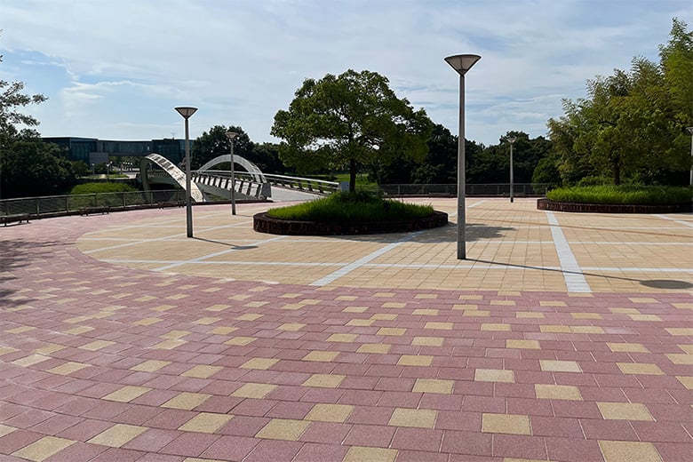 舗装ブロック【パルテ】/株式会社イワタ