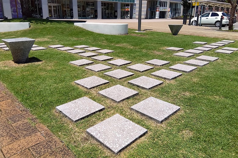 舗装ブロック【ザ・擬石】