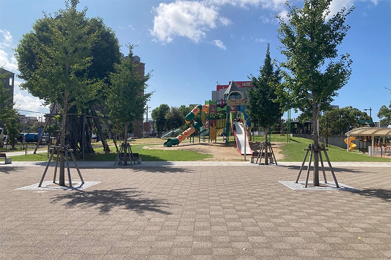 舗装ブロック【ペールスリットS】