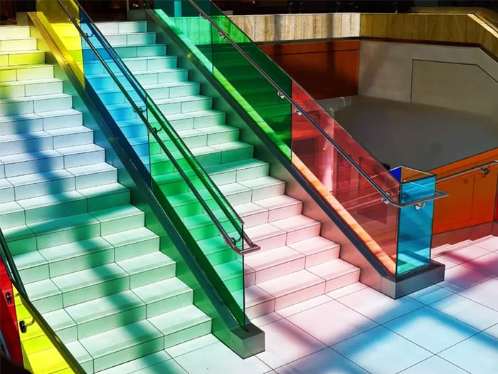 DDG JAPAN/合わせガラス/バンシーバー(階段横手すりガラス)