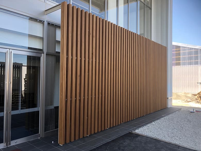 E&apos;s-WOOD 外構材(ウッドデッキ・ルーバー・フェンス)