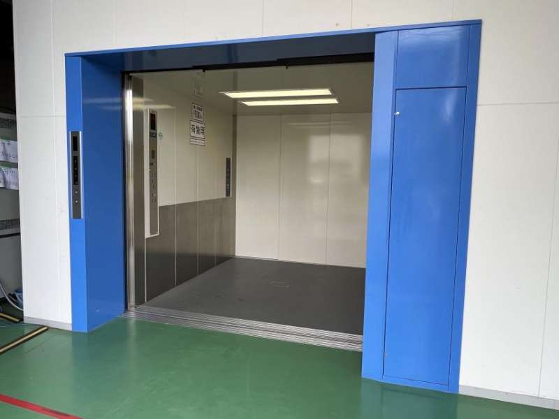 荷物用・人荷用エレベーター「マルチベアー」/ クマリフト株式会社