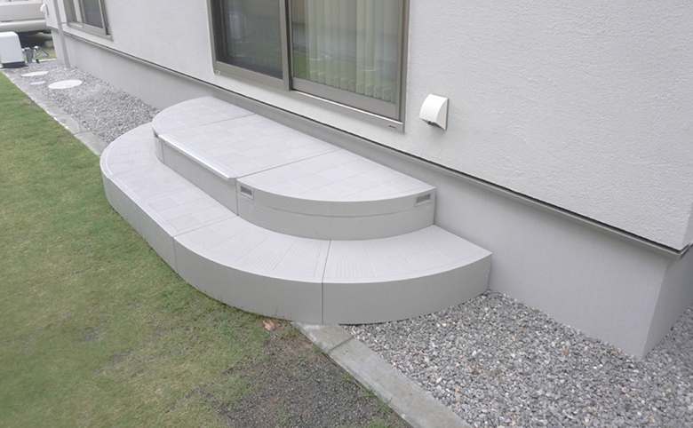 ハウスステップ