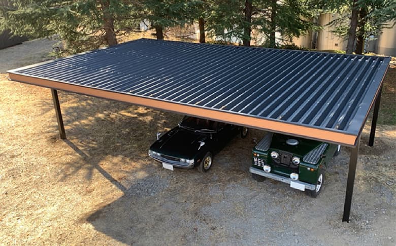 鉄骨屋が作った武骨なカーポート「B-CANO」