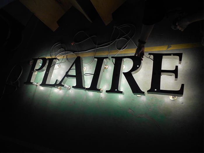 LABORI【バックライトチャンネル(背面発光)】/樹サイン株式会社